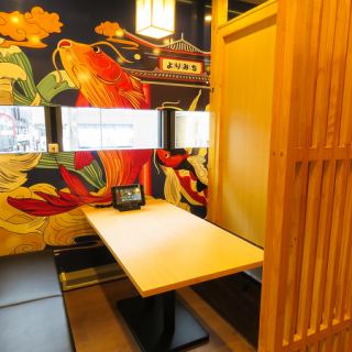 Located in an excellent location, just a 3-minute walk from Machida Station, our restaurant has many seats in a relaxed atmosphere. The Japanese-modern atmosphere of the restaurant is popular with people of all ages and genders. Please use it for various occasions such as drinking parties, girls' nights, and mixers in the Machida area. We also have great coupons, so be sure to check out our coupon page!