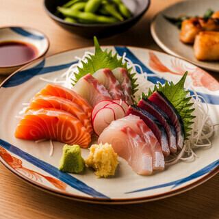 【经理推荐 ◆ 以新鲜度为傲】当天早上捕捞的顶级刺身“2小时无限量畅吃畅饮套餐”(3400日元)