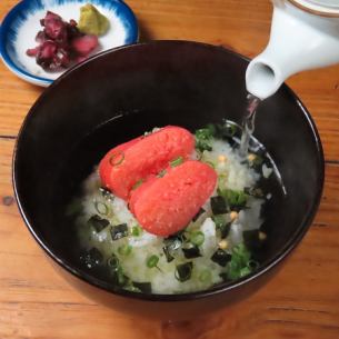 茶泡飯(鮭魚和明太子)