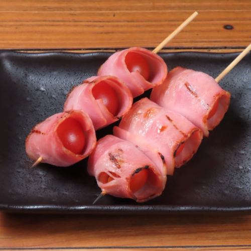 トマトベーコン串