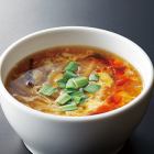 辛味と酸味の酸辣湯（サンラータン）　2～3人前