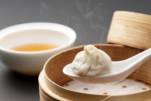 本場の小龍包　2個