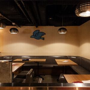 特別な日のお食事やデート利用におすすめな半個室◎貸切も承ります。