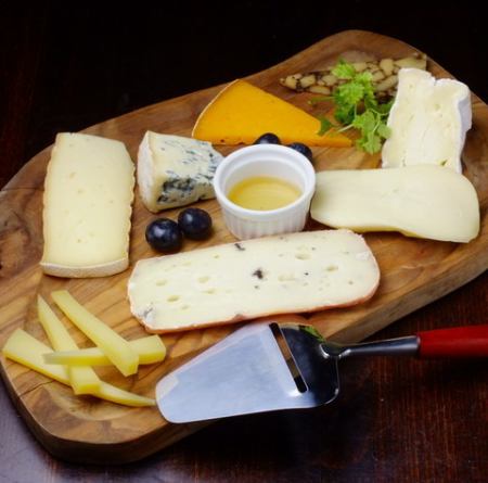 Assorted 5 types of cheese