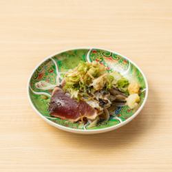 カツオのたたき薬味まみれ