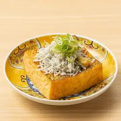 裹著乾沙丁魚的炸豆腐