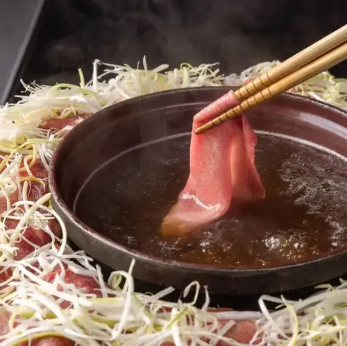 黒毛和牛の炙り寿司＆焼きタンしゃぶが主役の贅沢コース