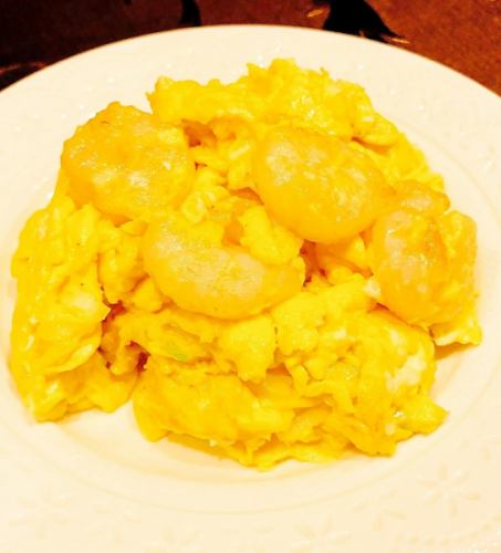 Fried shrimp and egg