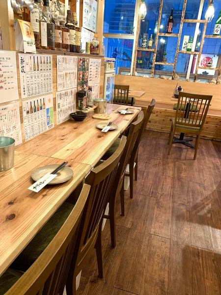 The second popular restaurant at Akabane Station is finally the second! The Kawaguchi store has all-you-can-eat oysters! It's reasonably spacious and has a calm and cozy atmosphere! If you want to eat oysters, don't hesitate here ♪
