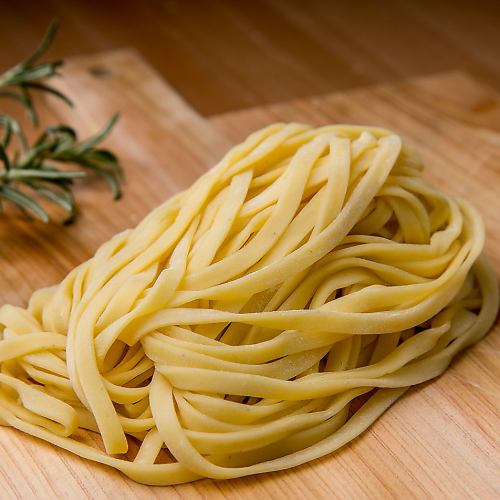当店自慢の自家製生パスタをお楽しみください♪