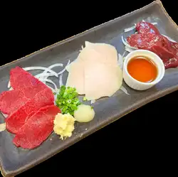 三種馬肉刺身拼盤