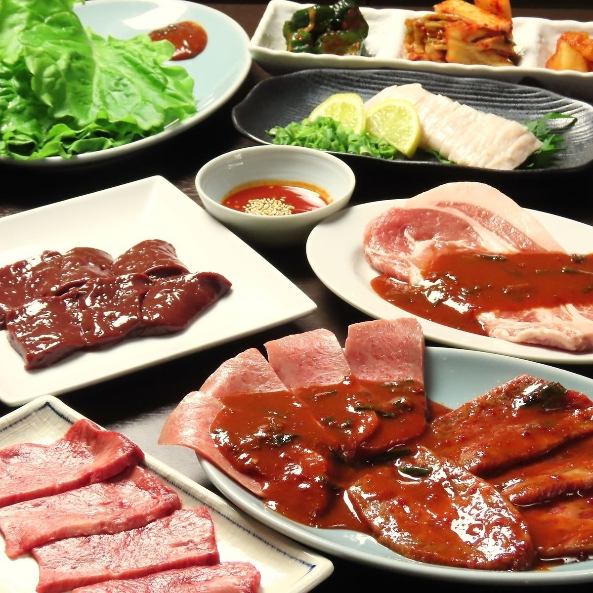 種類豊富なドリンクと大満足の料理！3種類のコースもおすすめ！