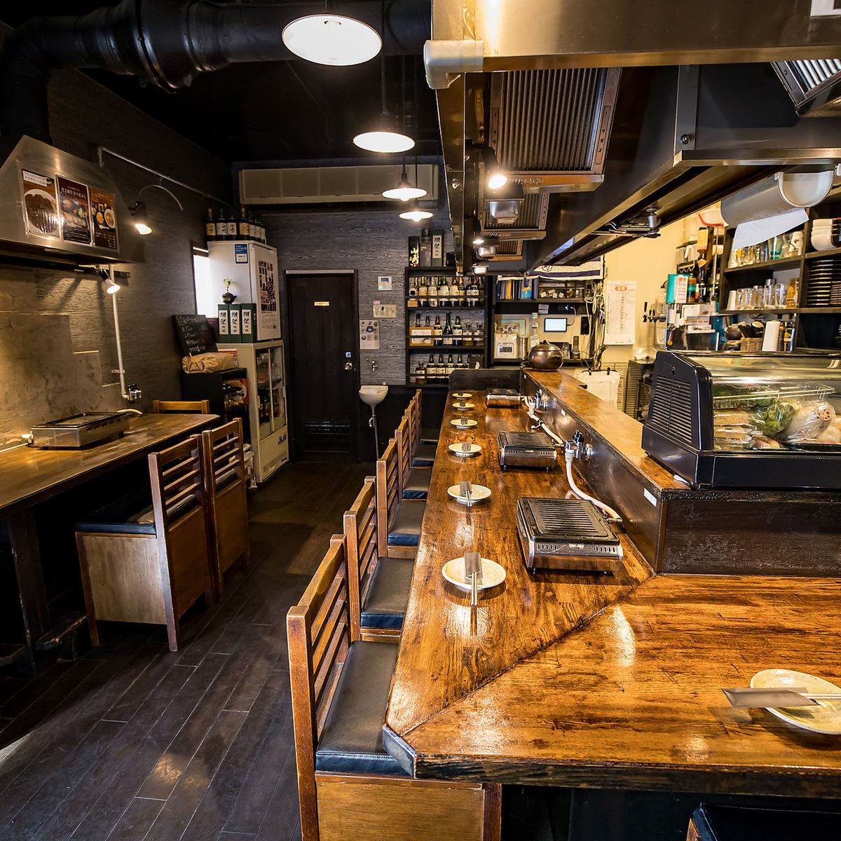 落ち着いた雰囲気の店内で、特別なひとときをおすごしください。