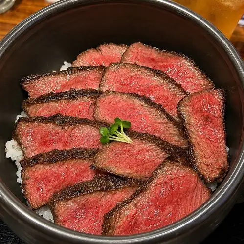 黒毛和牛ひつまぶし＜上＞