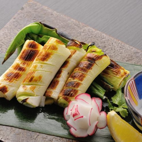 Sweet Sendai bent green onion (one grilled)