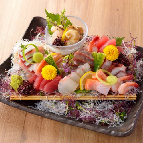 [Carefully selected by the master] Seasonal sashimi (for 1 person)