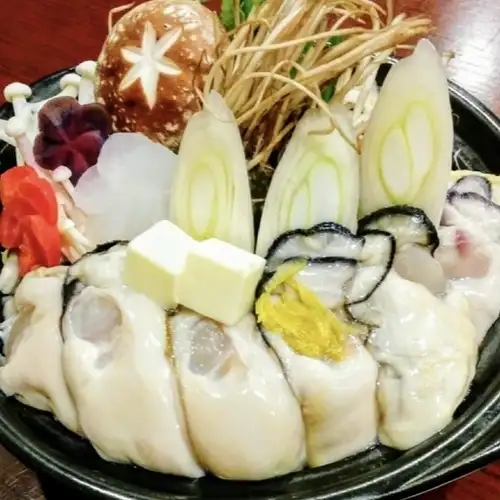 Oyster hot pot