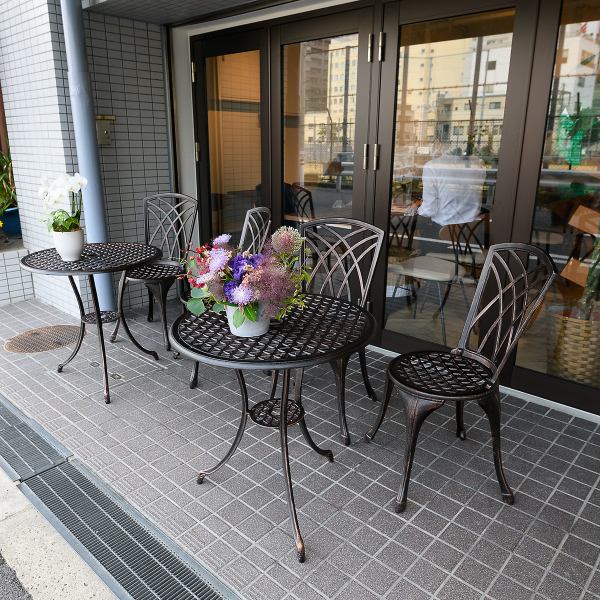 ≪Open from 8am≫ One of the charms of our shop is that you can enjoy healthy bread, sweets and drinks from the morning ☆ How about a relaxing morning on the terrace seats on sunny days ♪ You can also take out before going to work Please drop in for a morning walk ◎