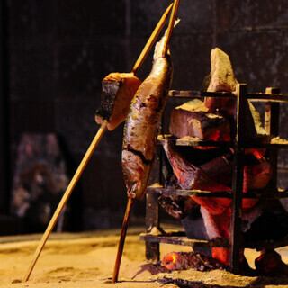 ≪ライブ感を楽しむ≫五感で味わう炉端焼き!