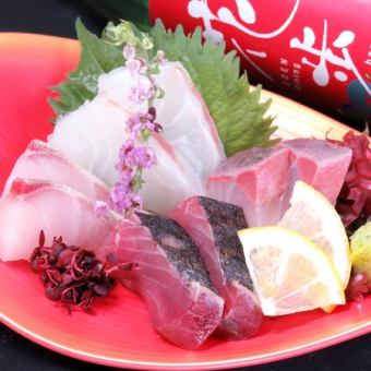 Assorted sashimi of the day (for 1 person)