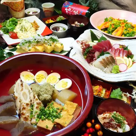 【会社宴会におすすめ♪】ビールも飲放◎塩だしおでんやお刺身、手羽先唐揚げなど7品+飲放5000円