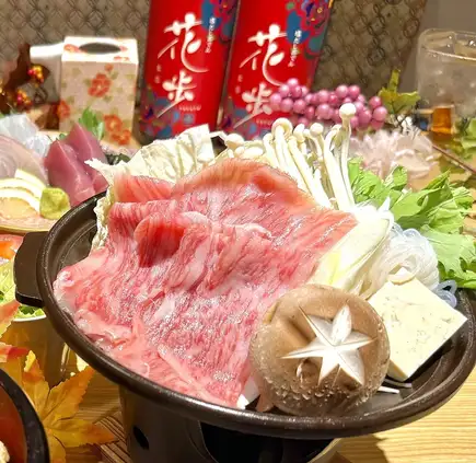 【1人1鍋で楽しむ宮崎牛サーロインの陶板すき焼き宴】全6品+2H飲放7000円
