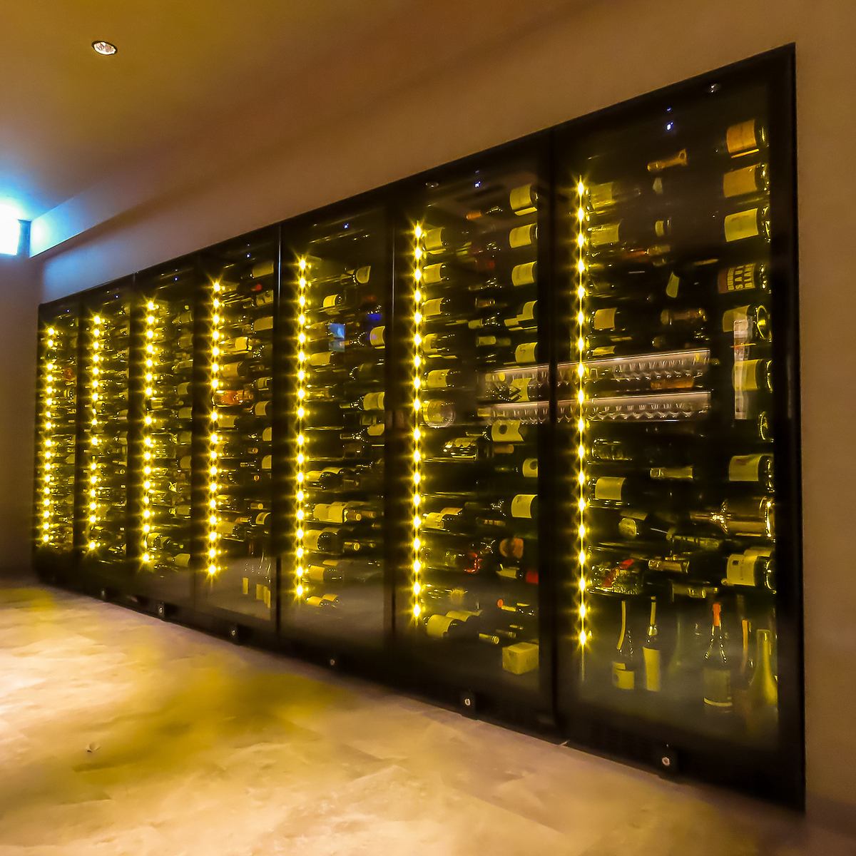 当店こだわりのワインを心ゆくまでご堪能ください◎