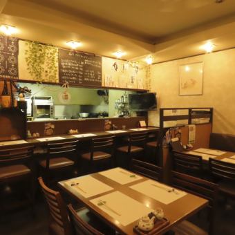 着席時25名様まで貸切でご宴会をお楽しみいただけます。会社宴会や歓送迎会など大型宴会もお気軽にご相談ください。