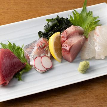 刺身盛り合わせ