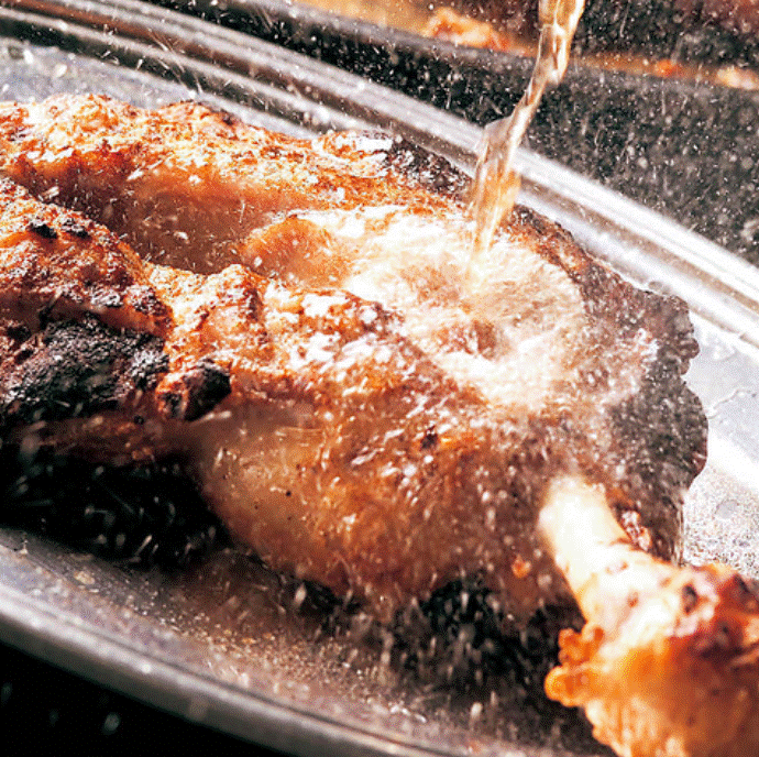 Popular chicken!! 100% order rate! Grilled in our original oven [Bone-in chicken (Hina/Oya)]