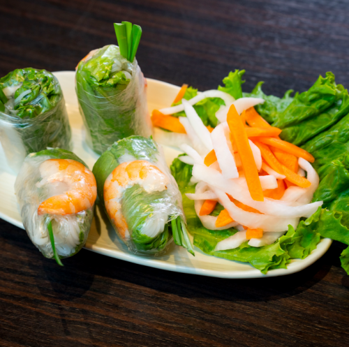 揚げ春巻きの香ばしさ、生春巻きで味わうベトナム!