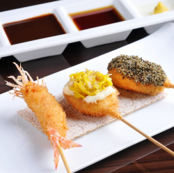 甘みと旨みが凝縮『活車えび』串揚げ