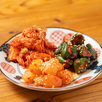 我們也提供各式各樣的單點菜餚，非常適合搭配酒水。