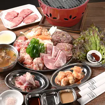 特選コース (120分飲み放題付き)7,700円(税込)