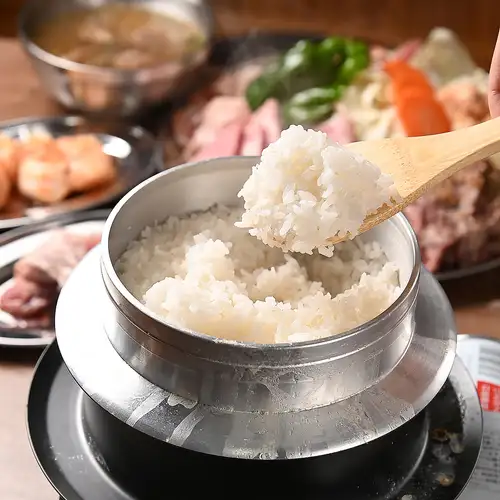 用傳統鍋子烹調的精緻米（2人份）