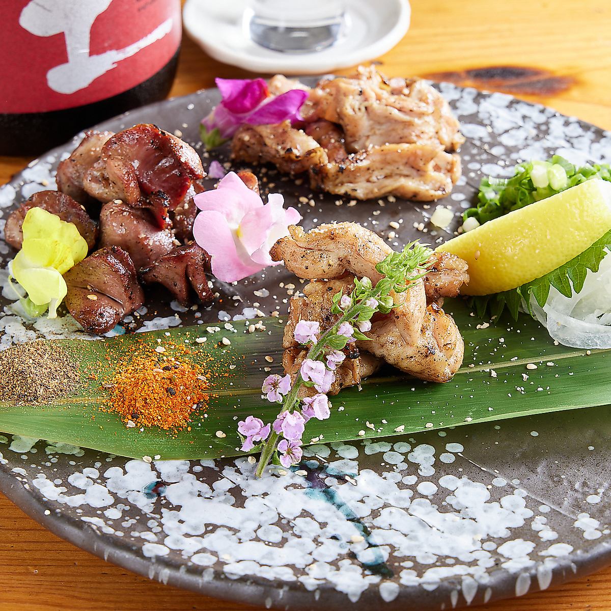 [Open until 24:00] A restaurant where you can enjoy carefully selected charcoal-grilled dishes♪