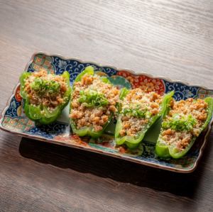 肉和味噌配脆青椒