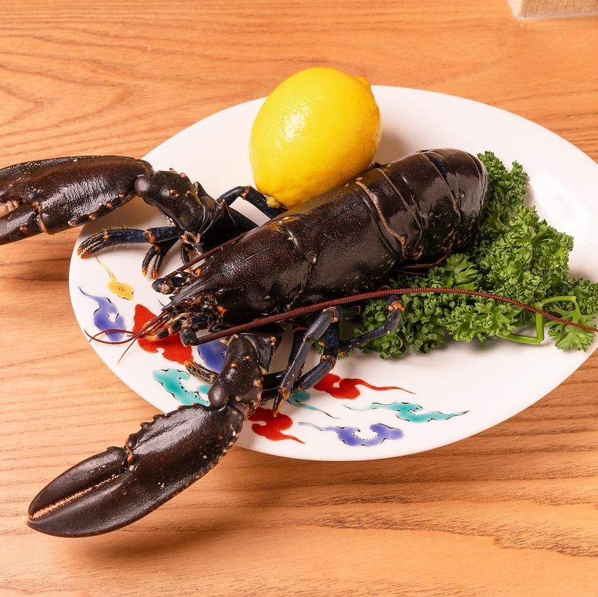 コース内容には海鮮のお料理も含まれるものもあります。