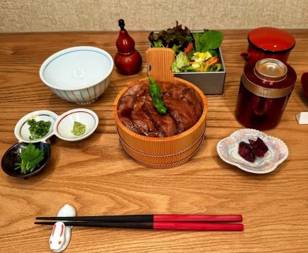 오미규 사치 히츠마부시