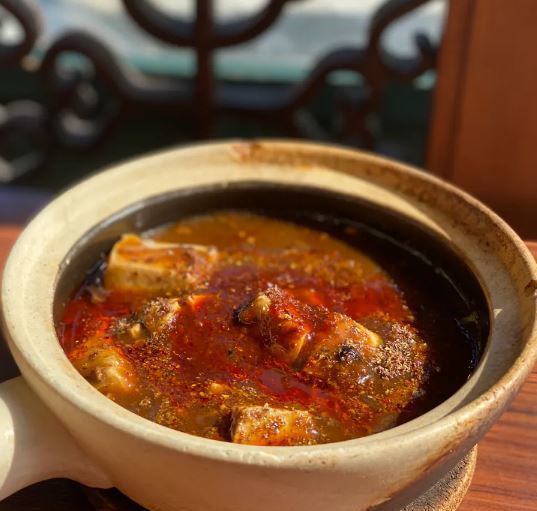 中華ならでは！ピリッとしびれる麻婆は辛さの調整も可能です♪