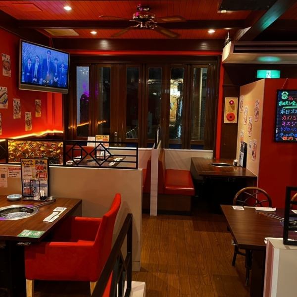 [For a small party/year-end party] Semi-private rooms for up to 10 people, such as semi-basement and loft seats, and seats for two people to enjoy together, can also be used for yakiniku banquets for up to 48 people!