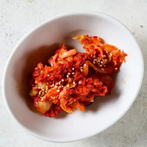 Homemade Napa Cabbage Kimchi | The deliciousness of aged and fermented ingredients