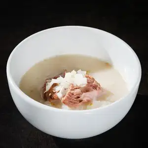 牛骨湯飯 | 美味濃鬱的近江牛肉骨湯