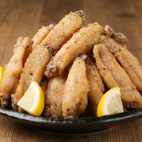 Taste chicken wings (salt lemon flavor)
