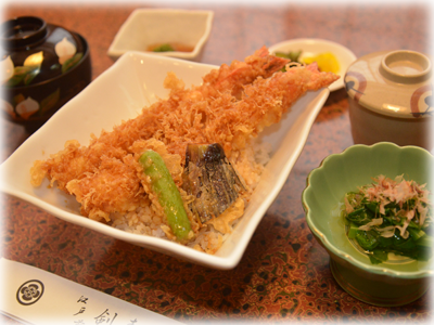 Large shrimp tempura