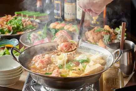 【霞コース -KASUMI-】朝獲れ海鮮と馬刺し＆選べる贅沢鍋 全９品+３時間飲み放題付