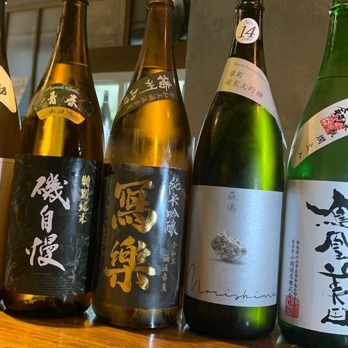 Various seasonal sake