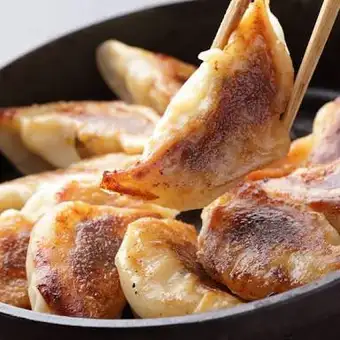 手作り肉汁餃子