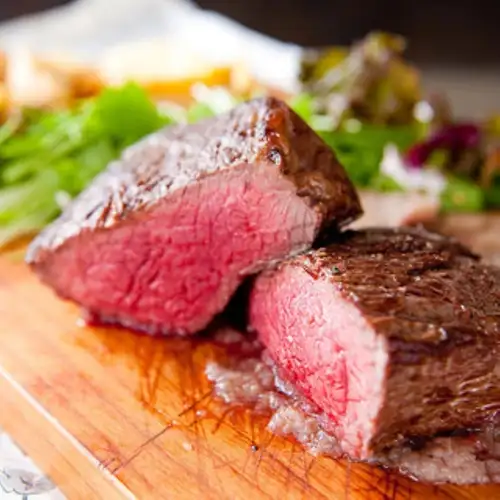 【限界価格のおすすめメニュー】ランプ肉100g!やぽんステーキ 500円!