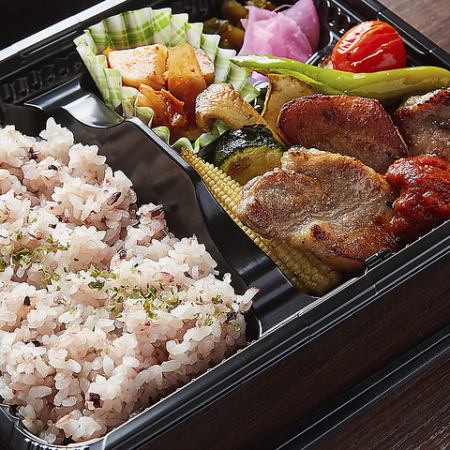 [Takeout] Anpura bento (fish or meat)